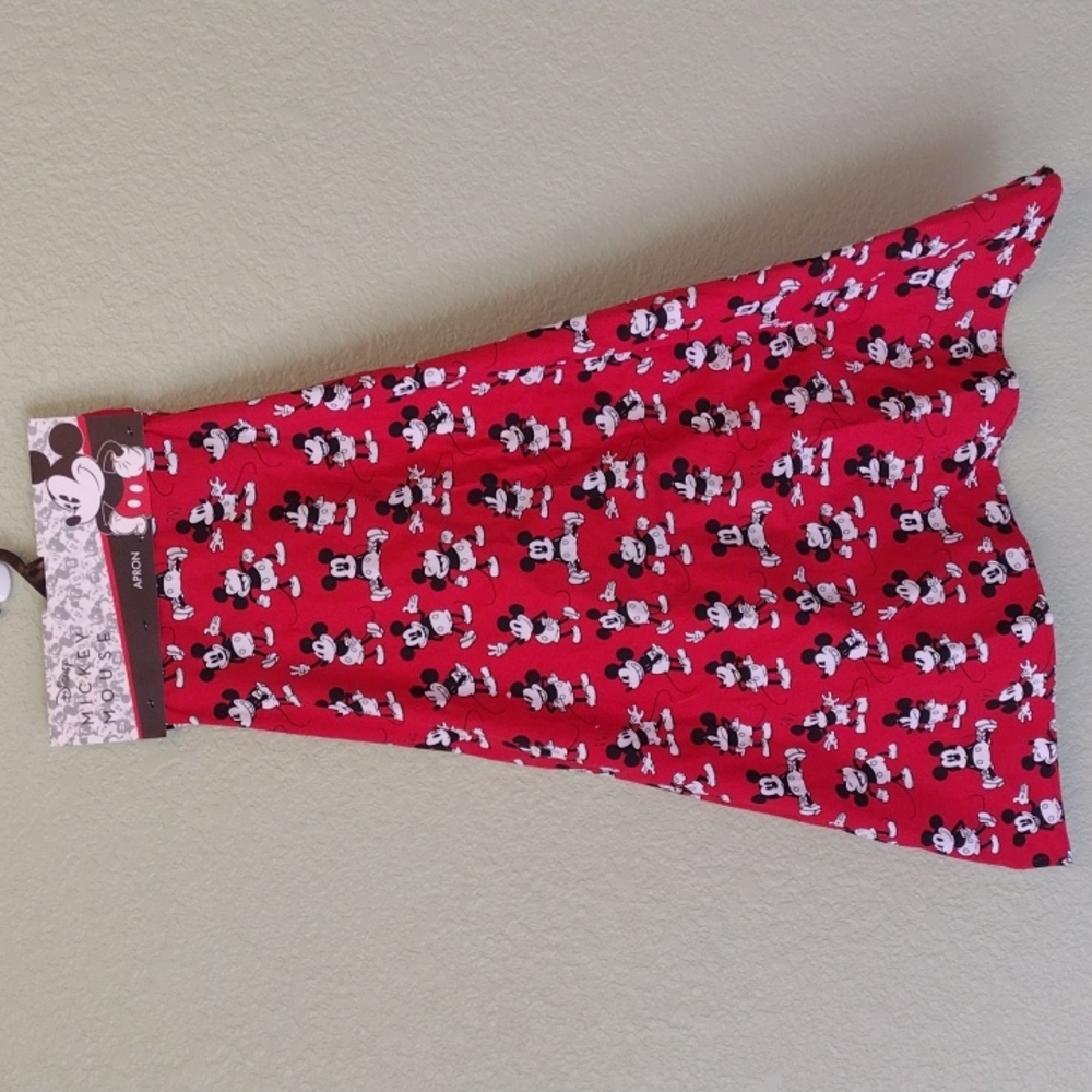 Disney Mickey Mouse Kitchen Apron Brand New With Tags